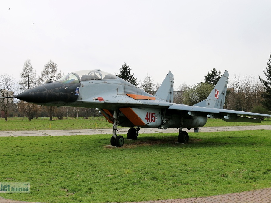 4115, MiG-29UB