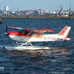 N777YW Cessna R172K Hawk XP II Pic6