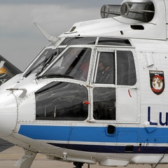 82+03 AS532U2 Flugbereitschaft Pic2 (849 відвідувань) 82+03 AS532U2 Flugbereitschaft Pic2