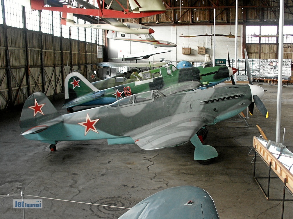Jak-9U und Il-2m3