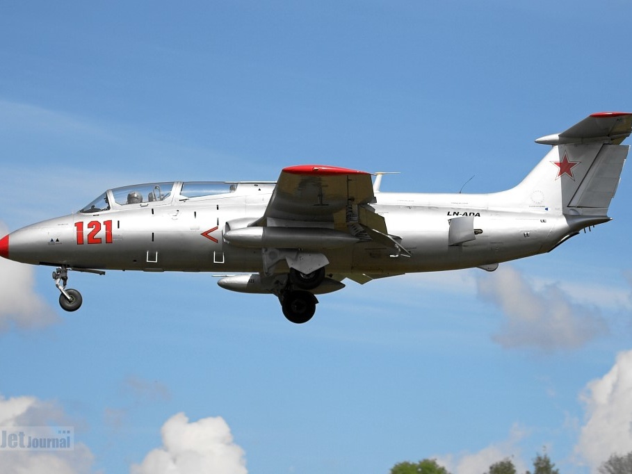 LN-ADA Aero Vodochody L-29 Delfin (1429 visite) LN-ADA Aero Vodochody L-29 Delfin