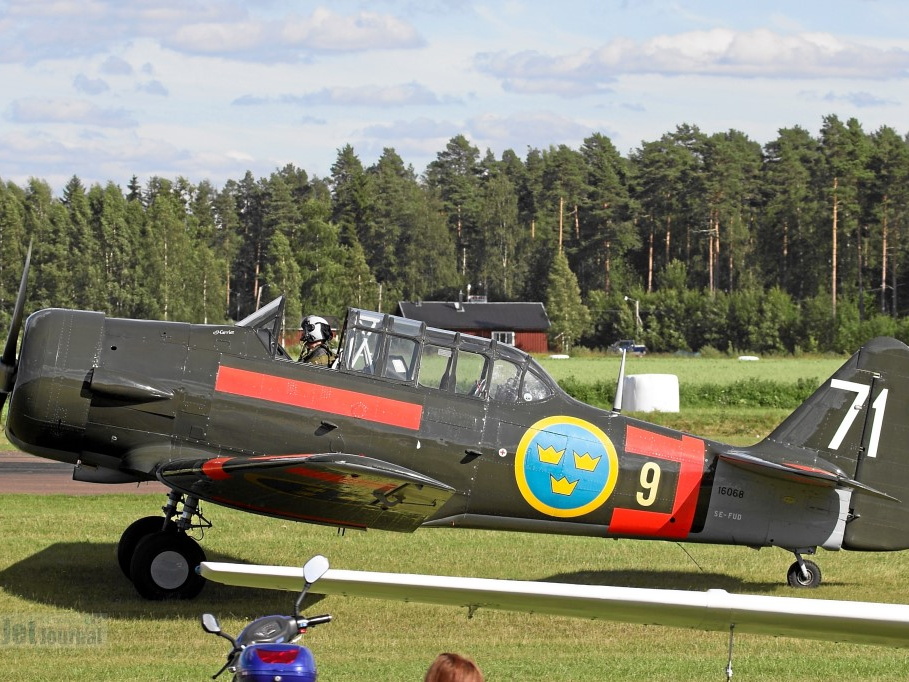 SE-FUD North American AT-16 Harvard IIB (1959 відвідувань) SE-FUD North American AT-16 Harvard IIB