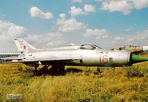 MiG-21PF, 16 rot