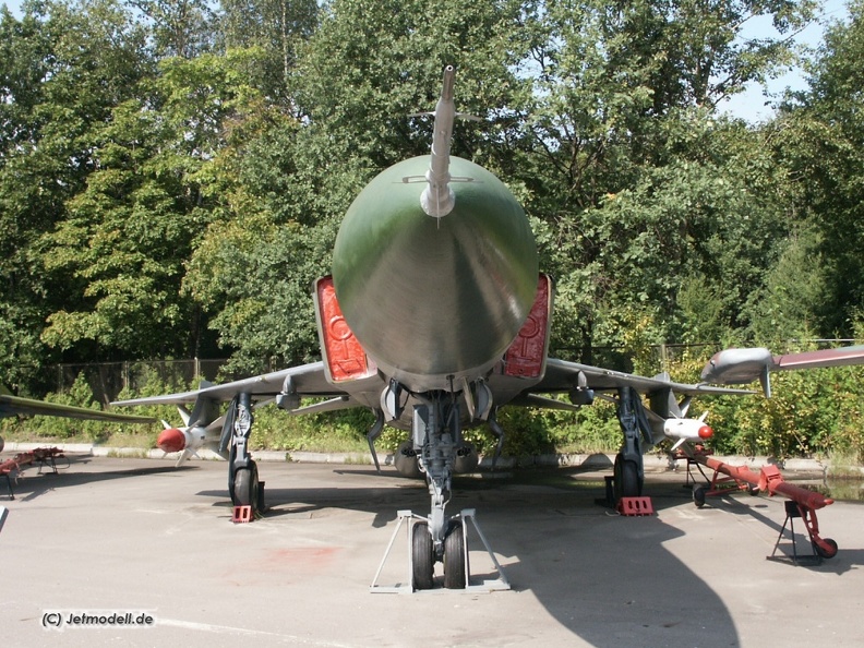 Su-15TM, 11 rot (ex. 11 gelb)