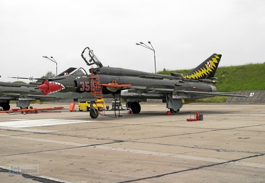 3508 Su-22M-4 8elt