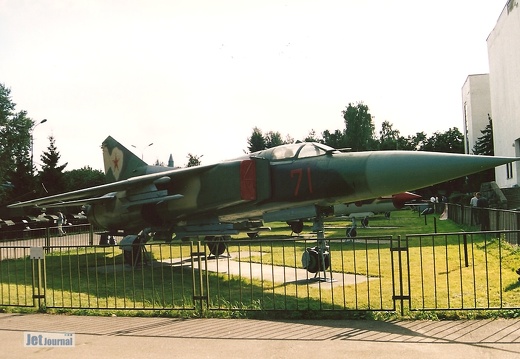 MiG-23S, 71 rot