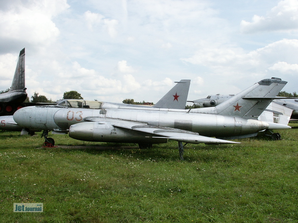 Jakowlew Jak-25M, 03 rot (просмотров: 2837) Monino 2003 Jakowlew Jak-25M, 03 rot