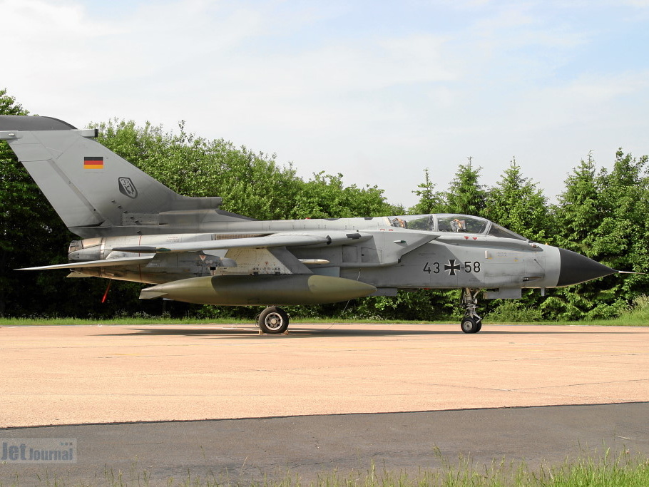 43+58 Tornado IDS (4865 visingar) 43+58 Tornado IDS