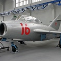 16 rot, MiG-15 UTI