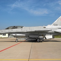4081 F-16D-52CF