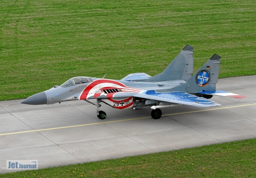 29+10 MiG-29 G JG73 Pic6