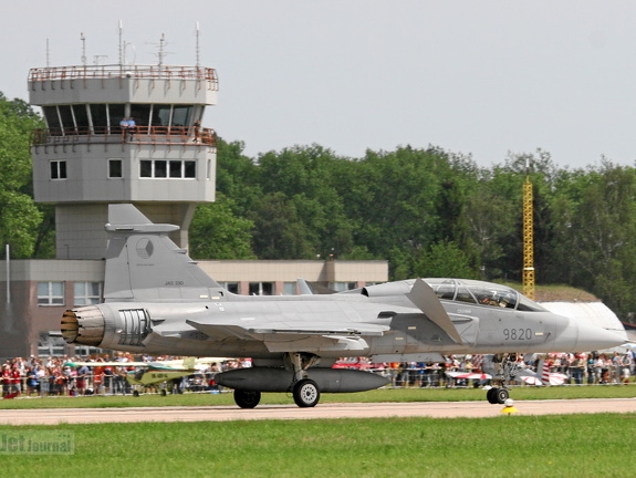9820 JAS39D (2250 návštěv) 9820 JAS39D
