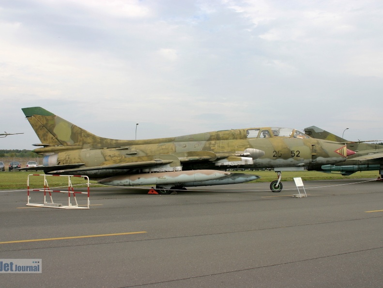 25-52, Su-22UM3K, ex. NVA 112