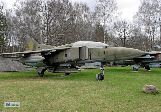 MiG-23UB, 104 schwarz, ex. NVA / 20-62 ex. BW