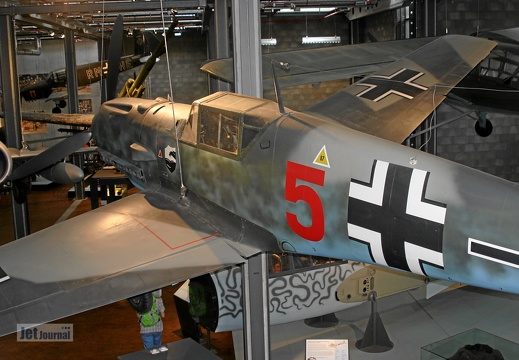 Messerschmitt Bf-109 E-4, Rote 5