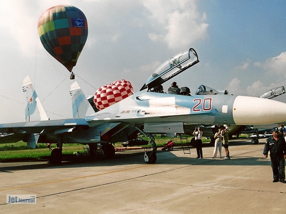 Su-27UBM, 20 rot