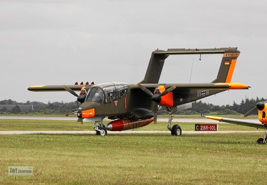 G-ONAA, 99+18, OV-10B Bronco