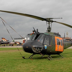 71+06 UH-1D LTG62 Pic2