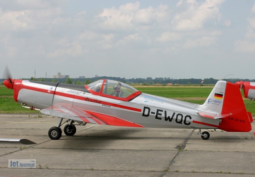 D-EWQC, Zlin Z-526AFS