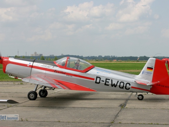 D-EWQC, Zlin Z-526AFS