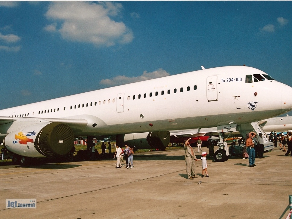 Tu-204-100, RA-64020