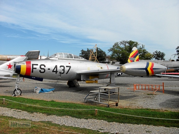 51-10809 FS-437 Republic F-84G Thunderjet