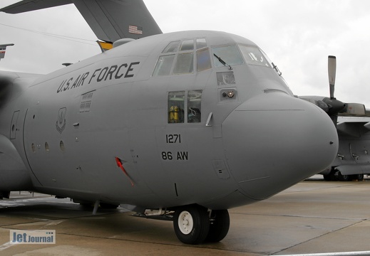 70-1271 RS C-130E 37th AS USAFE Pic1
