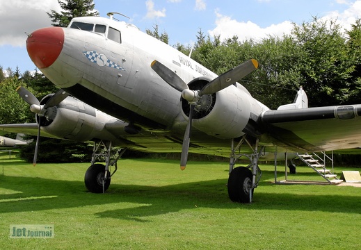 111 C-47A Dakota ex N62443 Pic1