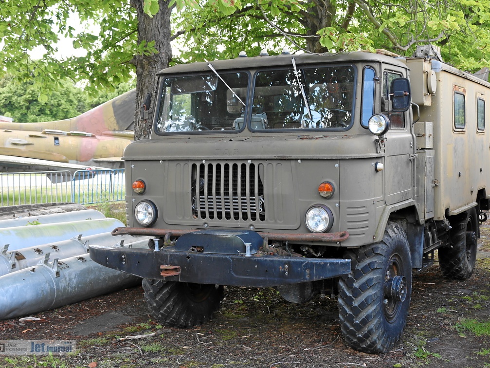 GAZ-66