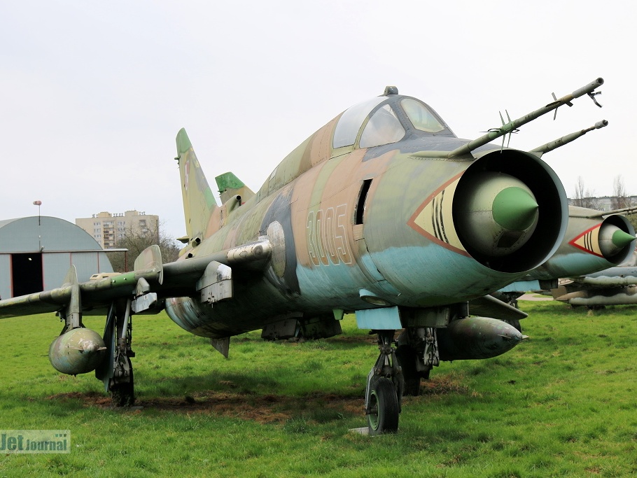 3005, Su-22M4