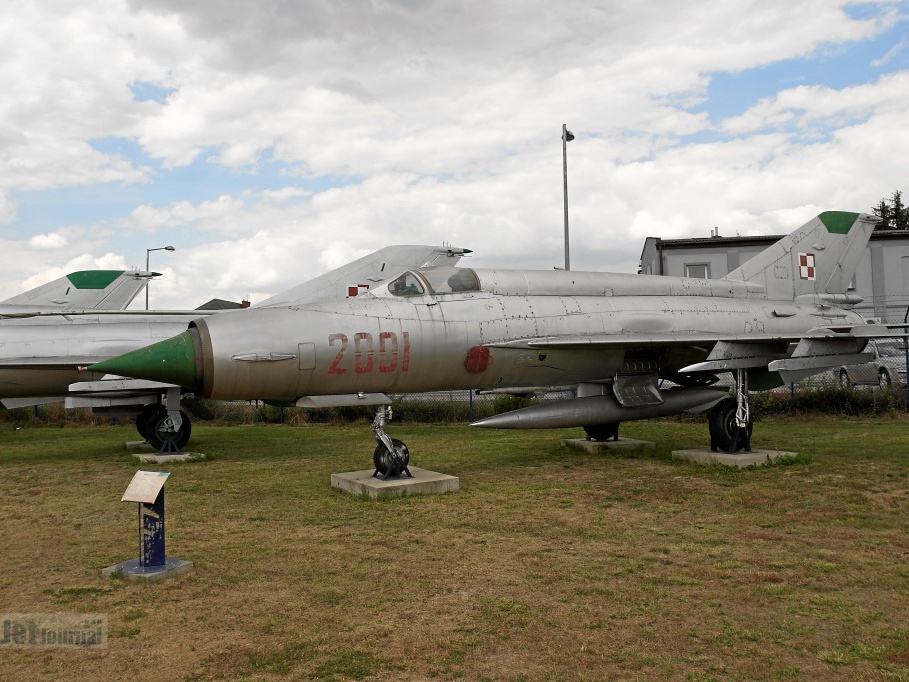 2001 MiG-21M (2519 návštěv) 2001 MiG-21M