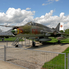 678 25-16 Su-22M-4 Pic1