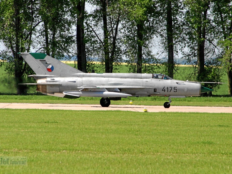 4175 MiG-21MFN 211tl