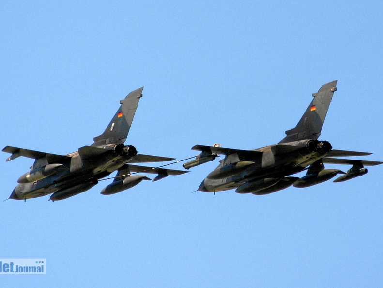 Buddy-Buddy-Air-to-Air Refueling Pic2