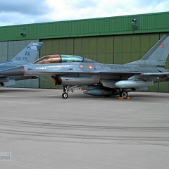 ET-198 F-16BM Esk 727 Flyvevabnet