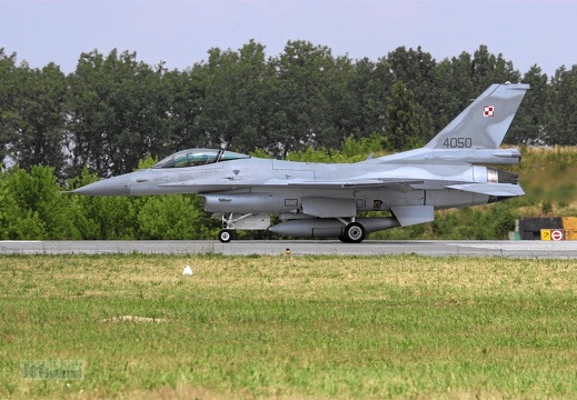 4050 F-16C-52CF