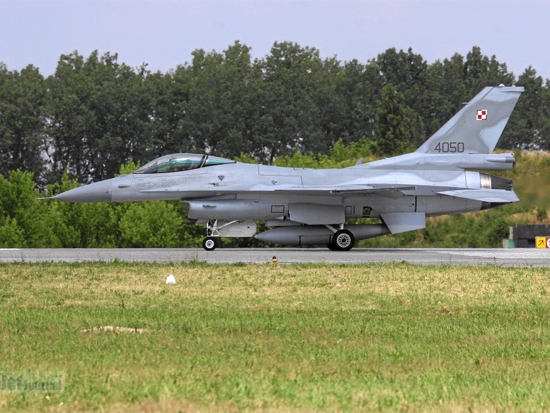 4050 F-16C-52CF