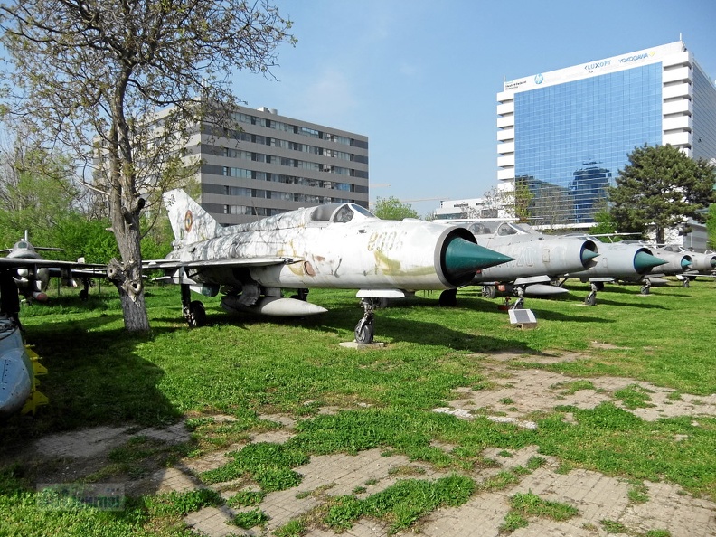 8006 MiG-21PFMA
