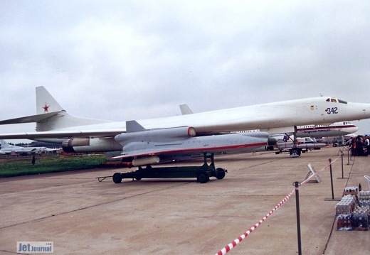 Tu-160 und Tu-300