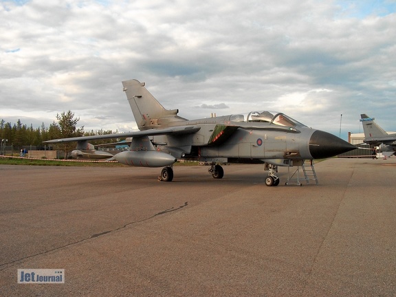ZA406 Tornado GR4 12sqn RAF Pic2