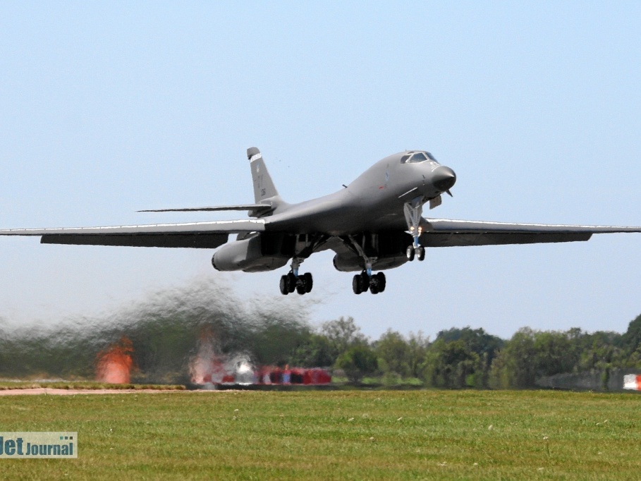 85-0061/DY B-1B Lancer 28th BS 7th BW USAF