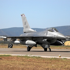 89-2102 AV F-16CM USAFE