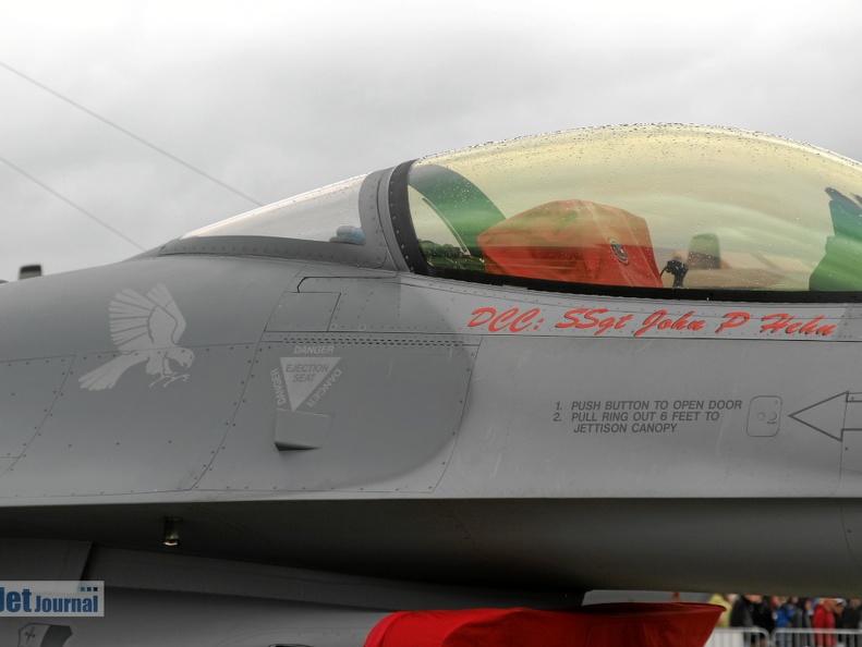 90-0829 SP F-16CJ 22nd FS USAFE Pic1