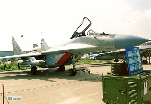 MiG-29SM, 777 blau