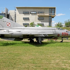 9204 MiG-21bis