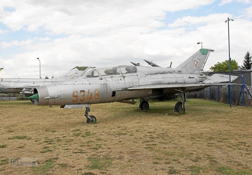 9348 MiG-21UM