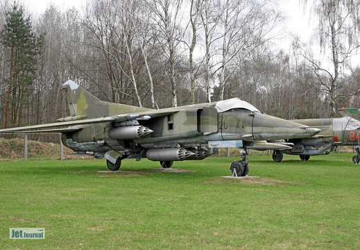 MiG-23BN, ex. 696 NVA / 20+22 BW
