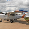 se-lzk_cessna_172r_20130909_1271672845.jpg