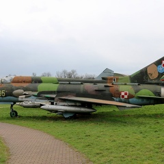 3305, Su-22M4