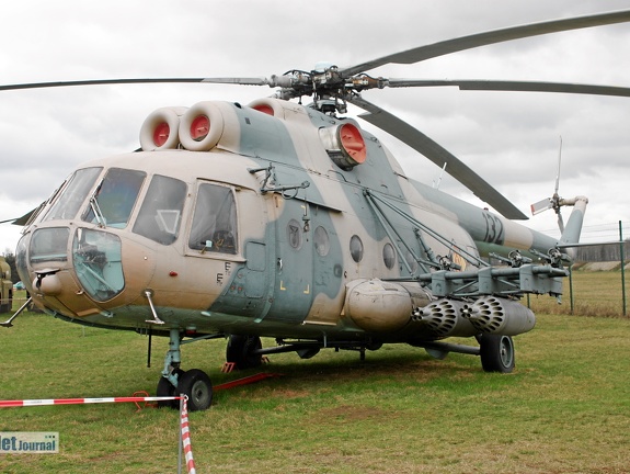 Mi-8TB, 132 schwarz, ex. NVA